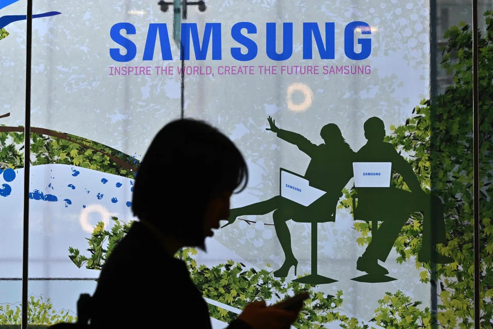 The move comes as Samsung has fallen behind in one of the key growth areas for memory chips, its core business. 