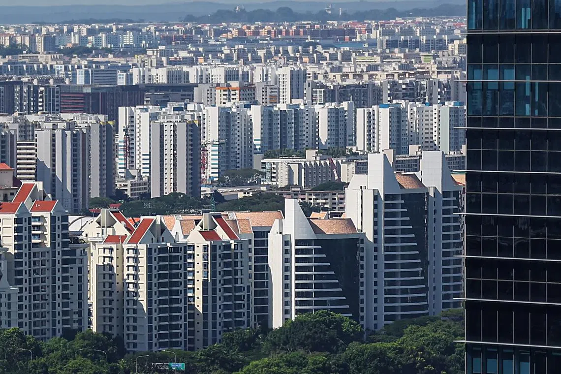 現在、より多くのシンガポールの居住者がプライベートコンドミニアムに住んでおり、アップグレードの購入、より高い収入、変化する好みに拍車をかけています。