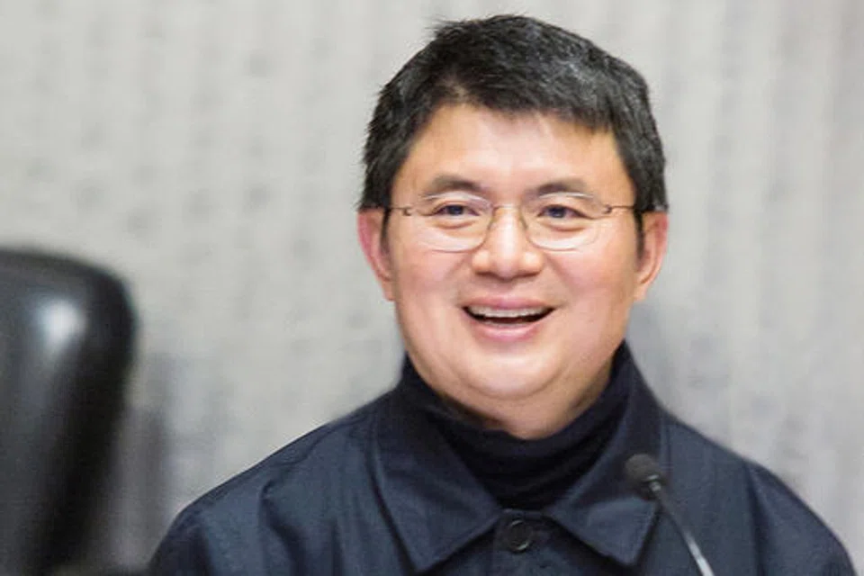 Prosecutors in Shanghai plan to charge Xiao Jianhua with illegal collection of public deposits, WSJ reported.
