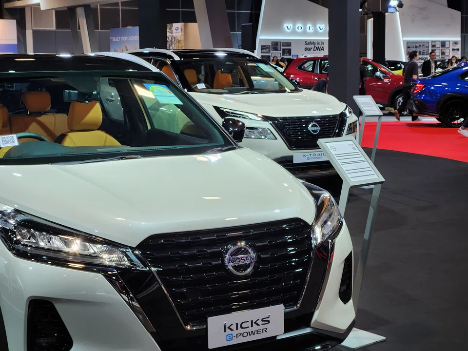 The difference between premiums for Category A and B typically ranges between S$15,000 and S$20,000. In November's first round of bidding, it was just S$4,999.