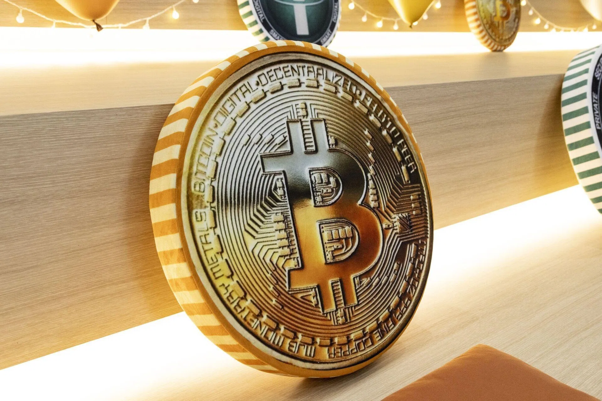 Bitcoin plunges as risk of prolonged Iran war weighs on crypto