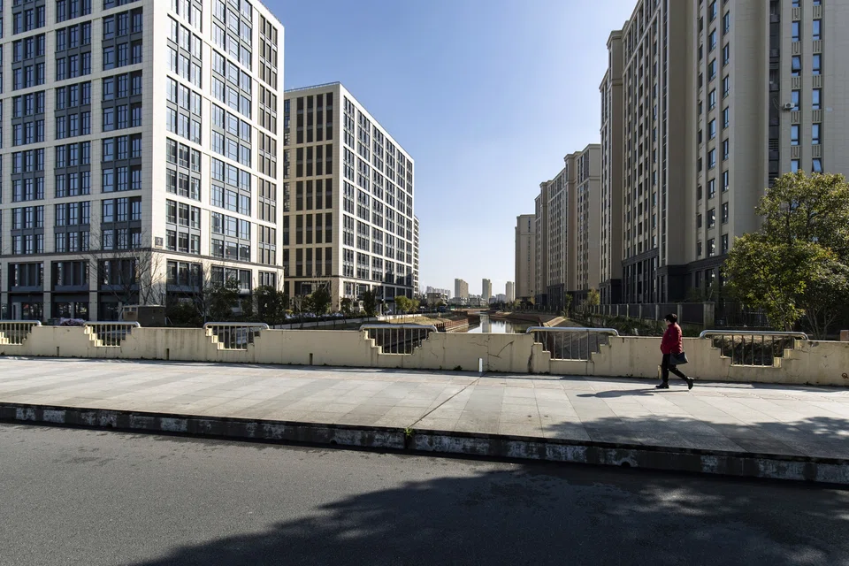 Deepening debt woes among Chinese property developers remain an overhang for China’s housing market as the nation’s real estate crisis enters its fifth year.