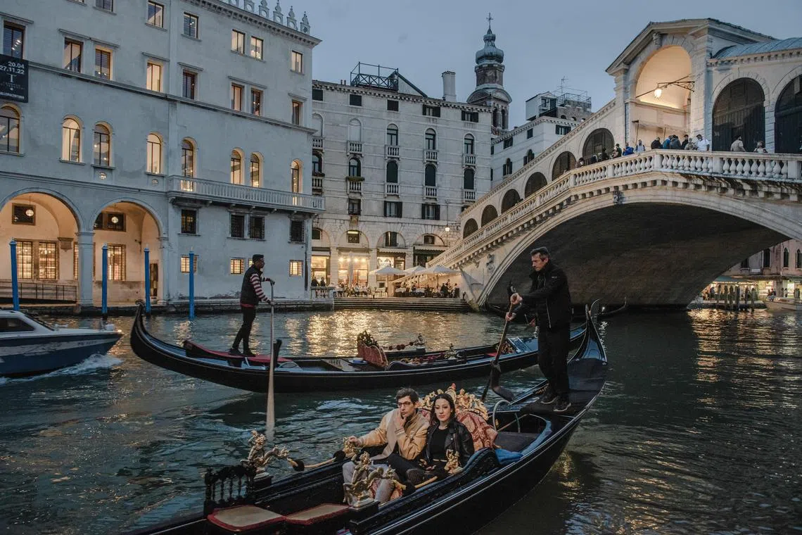 In Venice, given the city’s more than 150 canals, it is hard to take two steps without a view of water.