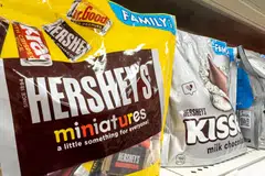 Mondelez International is exploring an acquisition of US chocolate maker Hershey.