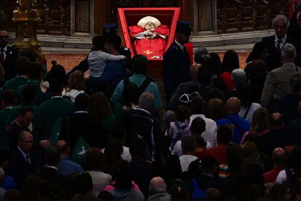 For a second night in a row, the Vatican kept St Peter’s open past the scheduled hours to accommodate the queues.