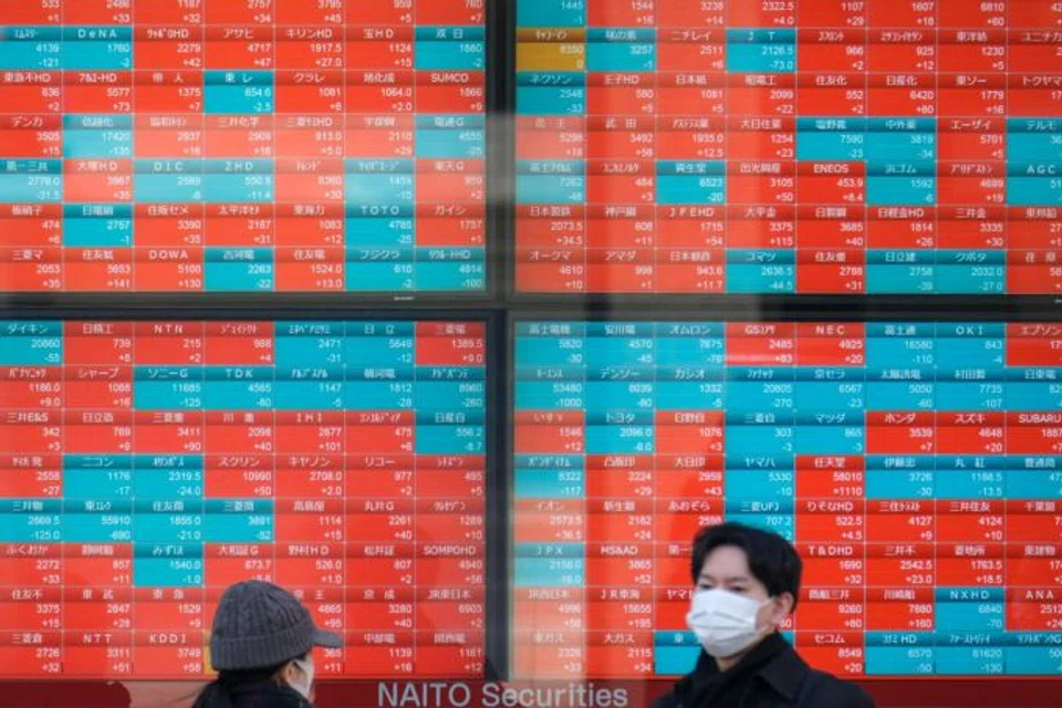 Asian equities struggled on Monday, with Tokyo rising but losses in Seoul, Singapore, Manila, Jakarta and Wellington.