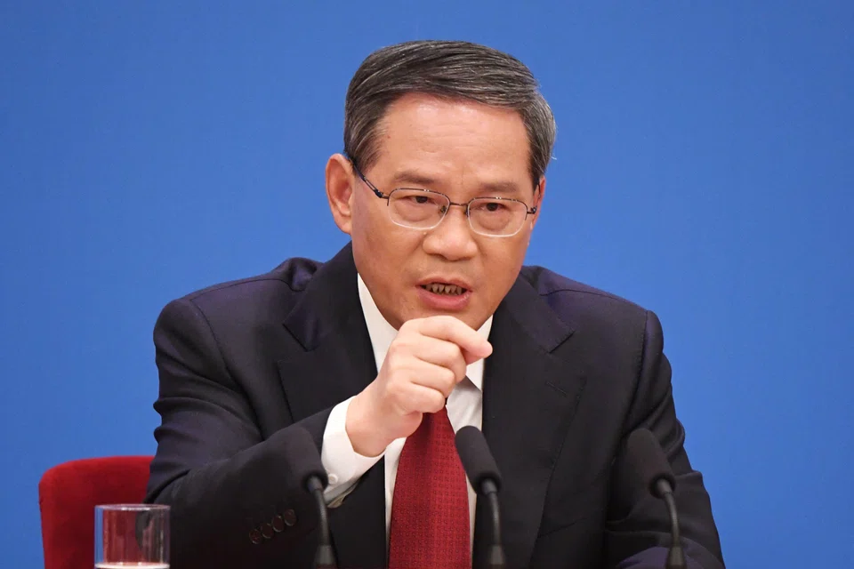 Li’s comments at an international business summit in the island province of Hainan, are his latest calls for Beijing to bolster its economic recovery. 