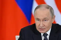 (Above) “Putin’s tactics to dither and delay, while continuing to kill and cause bloodshed across Ukraine, (are) intolerable,” British Prime Minister Keir Starmer said in a statement ahead of the EPC summit.