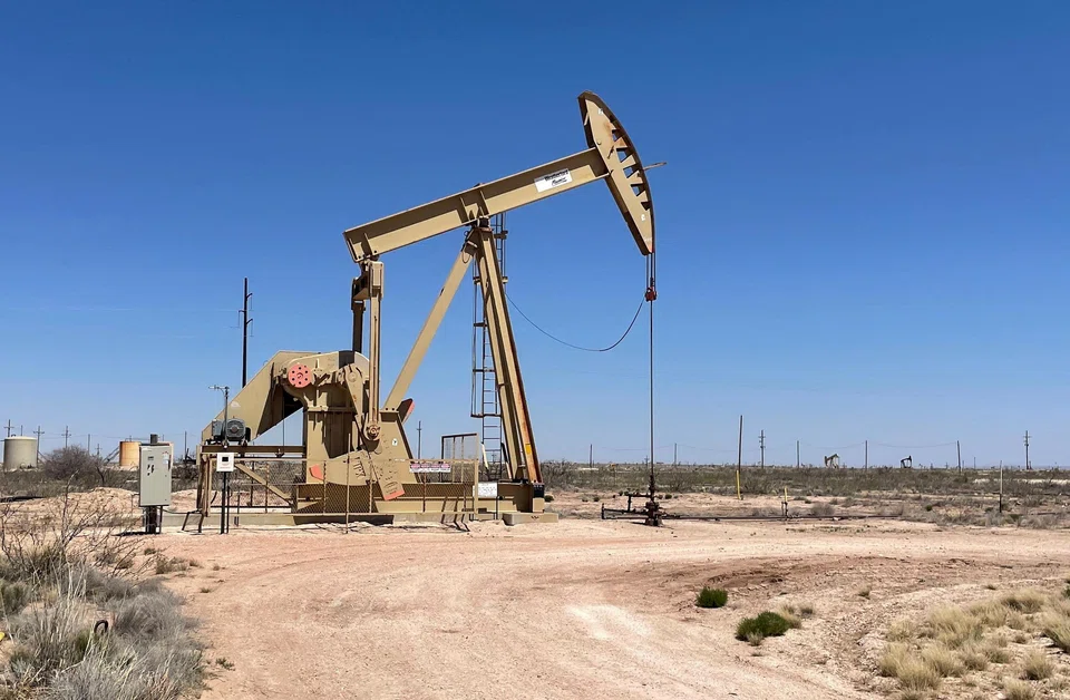 US West Texas Intermediate crude futures fell US$2.28, or 3.7 per cent, to settle at US$60.07 per barrel on Thursday.