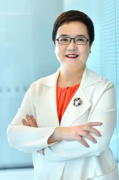 Jessie Li, Standard Chartered Singapore's head of consumer, private and business banking (CPBB), sees herself as a universal travel adapter.