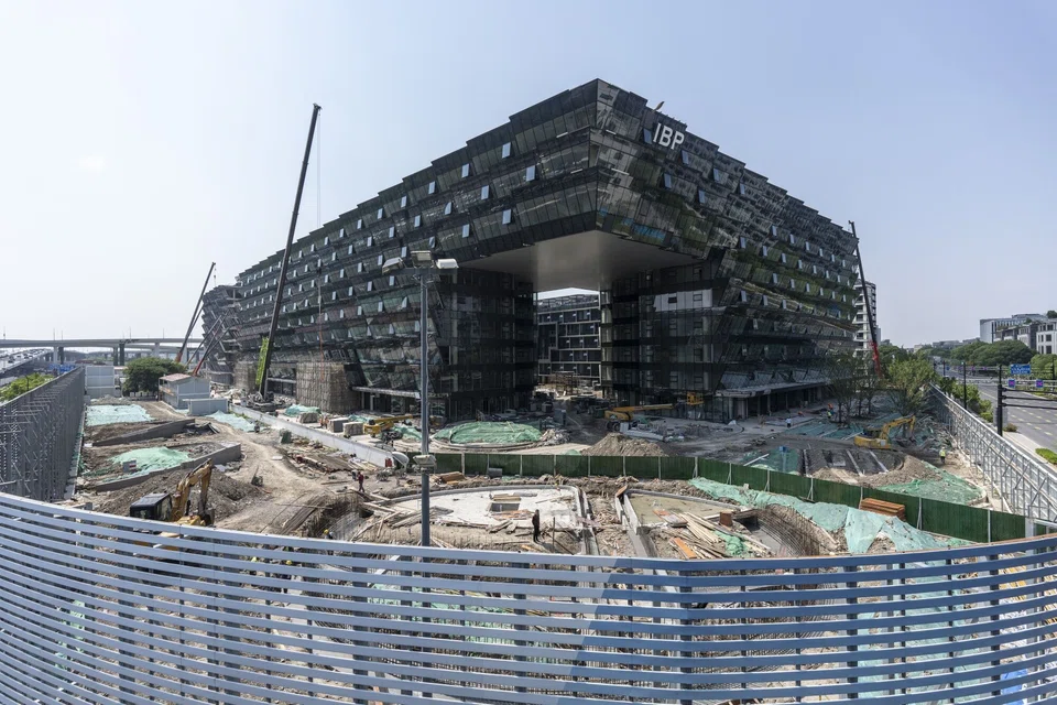 The construction machinery giants that grew fat off the China’s property bubble are looking for new markets to offset the downturn at home.