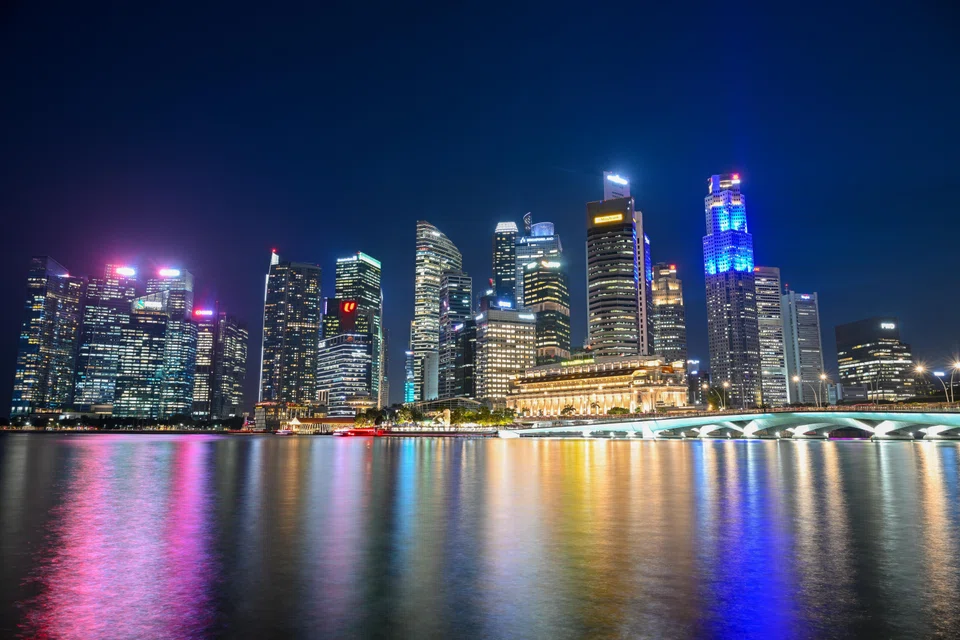 到目前为止，影响有限，因为公用事业费用在商业地产所有者的总成本中占比较小。