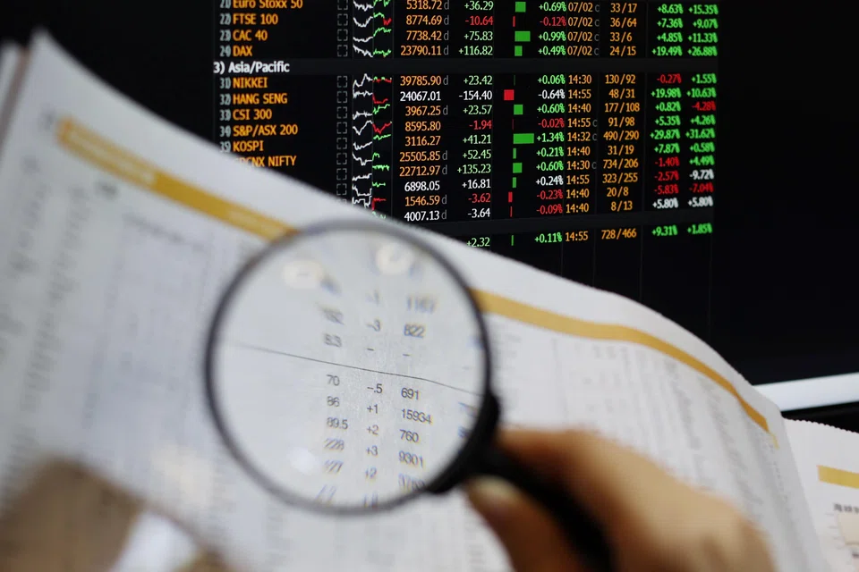 The reduction to 10 units from 100 units will apply to ordinary shares, real estate investment trusts, business trusts, company warrants, rights and depository receipts. 