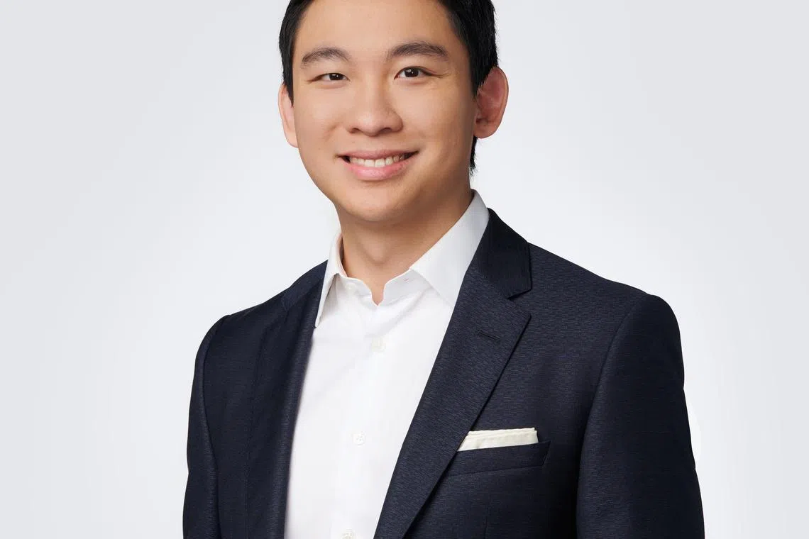 Koh Xue, son of Koh Boon Hwee and investment head at his father's family office, Black Kite Capital, joins Wavemaker Growth as a founding partner.
