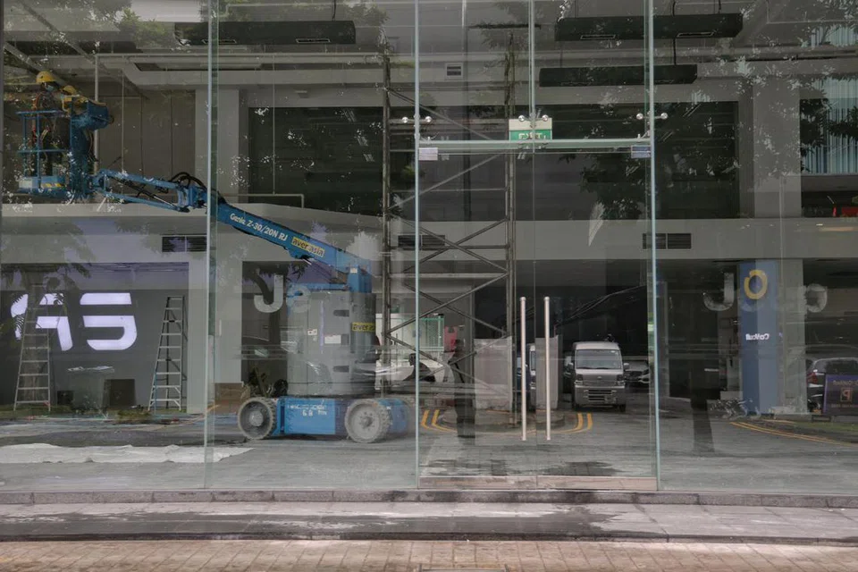 The empty showroom for Alpha Romeo and Jeep cars at 1 Chang Charn Road.