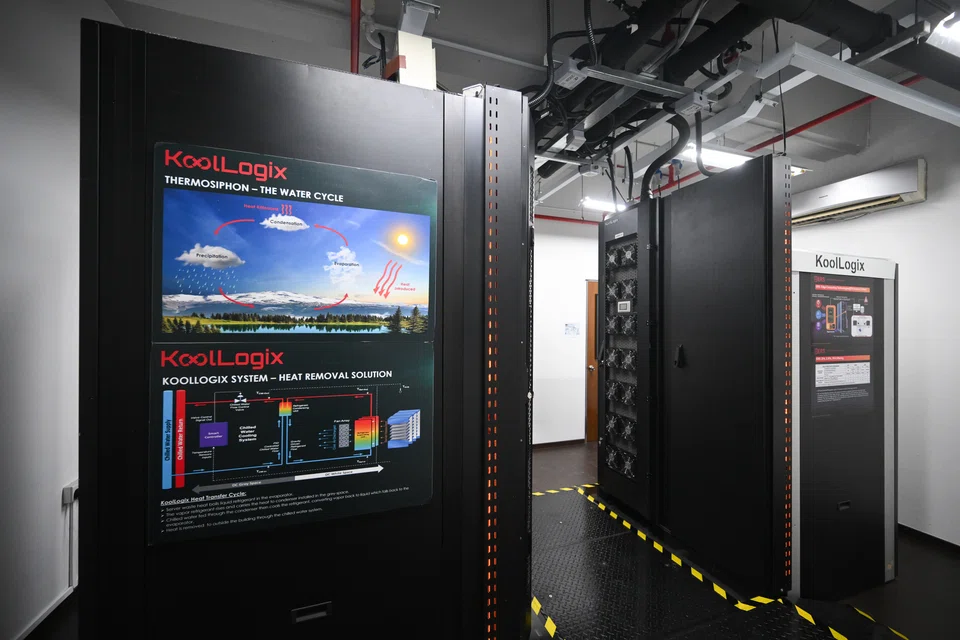 Cooling systems account for up to 40% of the total energy consumption of data centres, which consume vast amounts of energy.