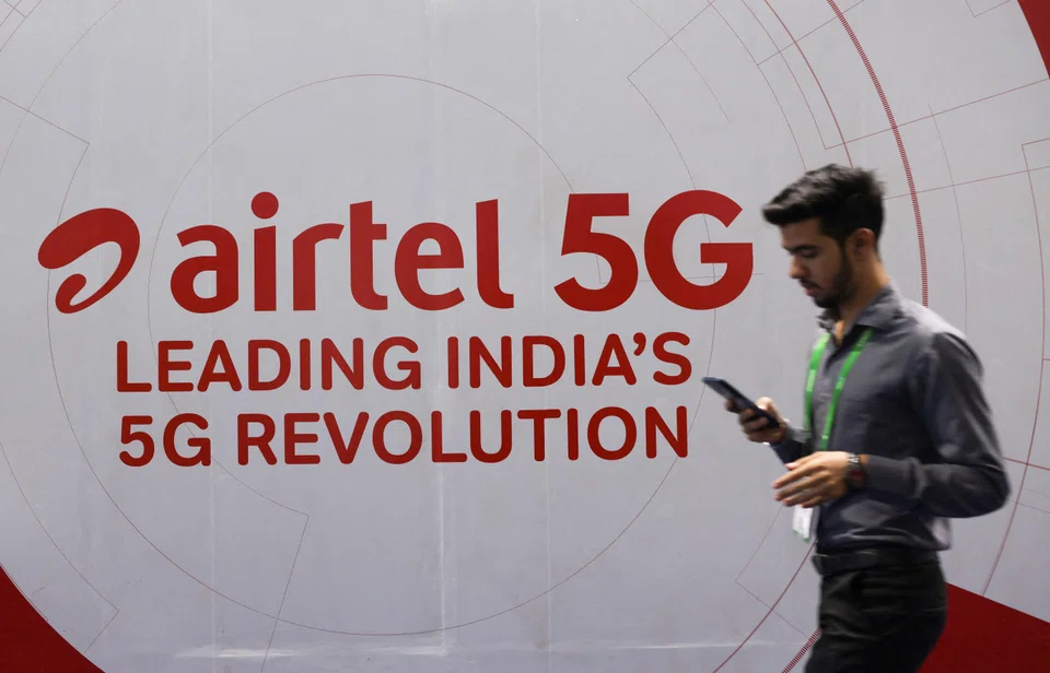 Bharti Airtel’s consolidated net profit jumped 168 per cent to 35.93 billion rupees (S$564.9 million) in the July-to-September quarter.