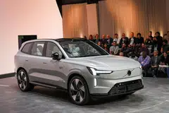 The EX90 SUV with a battery passport is due to start production soon at Volvo’s plant in Charleston, South Carolina, and will be delivered to customers in Europe and North America from the second half of the year.