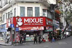 Mixue’s gain came as its major bubble tea rivals were sold off, with Sichuan Baicha Baidao down nearly 7 per cent and Guming down 1.7 per cent on Monday.