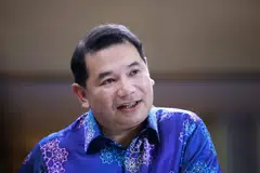 Economy Minister Rafizi Ramli told Bloomberg that a special economic zone Malaysia will co-develop with Singapore will help sustain the country’s growth momentum.
