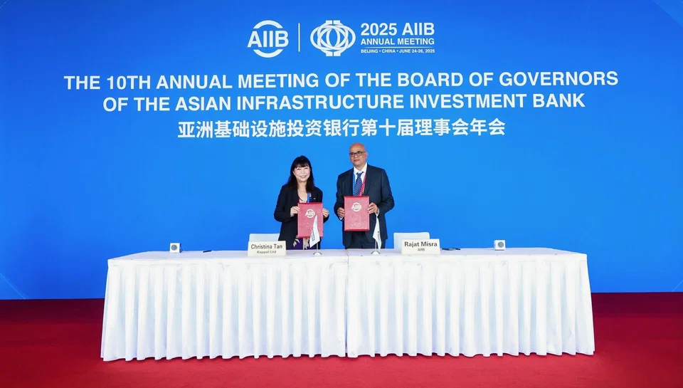 Christina Tan, Keppel’s chief executive for fund management, signed the deal with Rajat Misra, senior executive of AIIB.