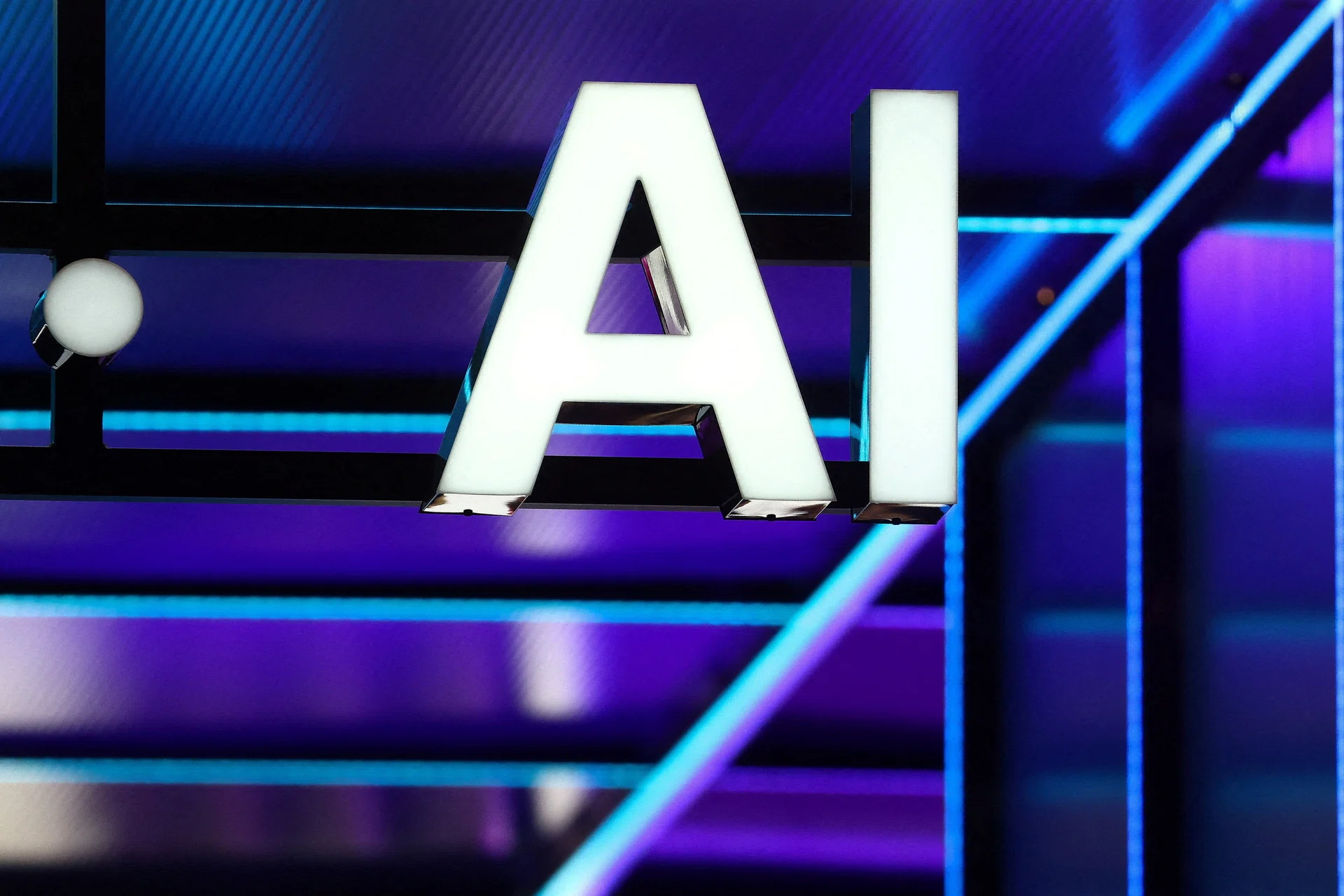 Trump advisers tell AI firms open-weight models will not be put through safety tests