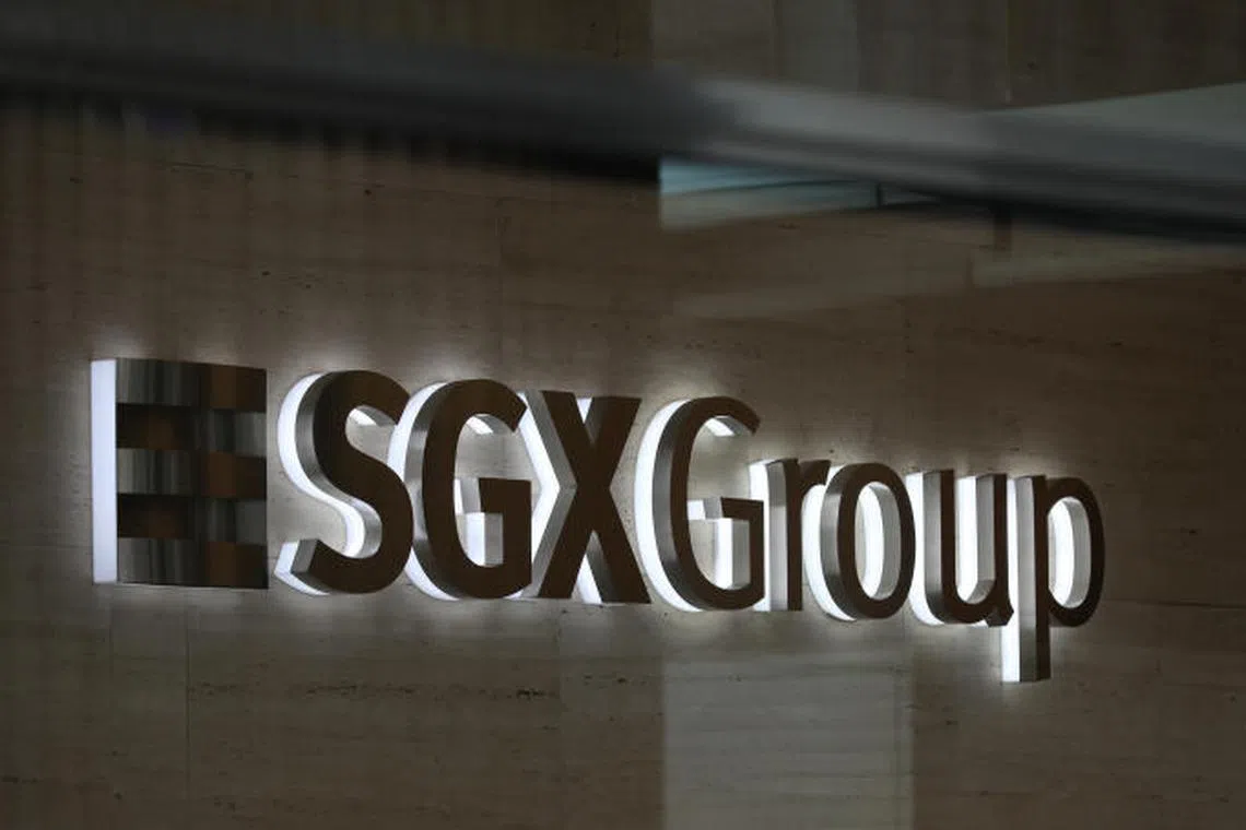 Across the broader market, losers beat gainers 379 to 226 after 2.1 billion securities worth S$2.4 billion were traded. 
