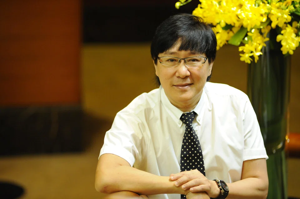 Henn Tan, founder and ex-chairman of Trek 2000 International, is alleged to have made fradulent representations that Ron Sim and Osim relied on when purchasing stock in the company. 