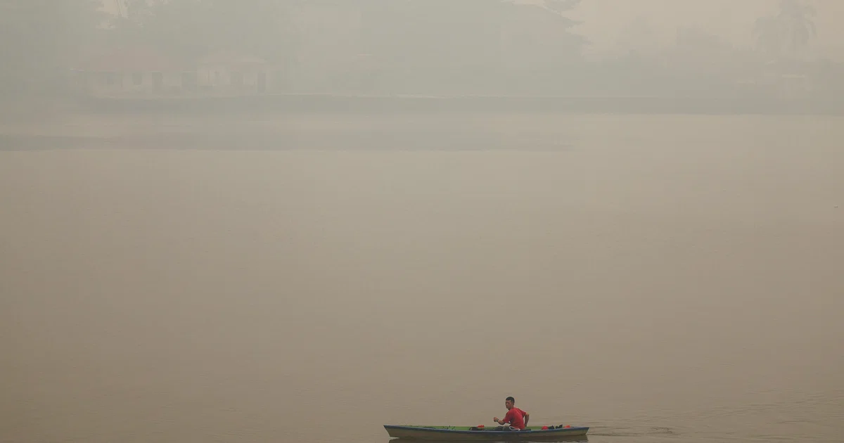 Indonesia adapts 1940s dry-ice technology in fight to clear haze