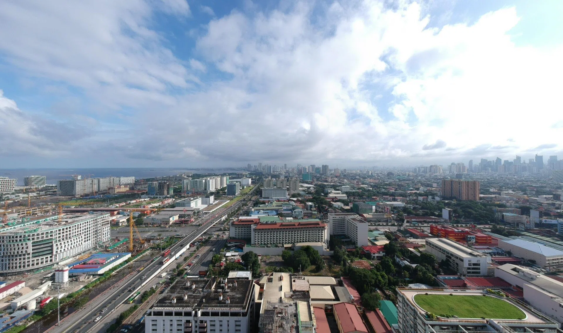 Philippines Q2 GDP grows 2.3% y-o-y, slower than expected 