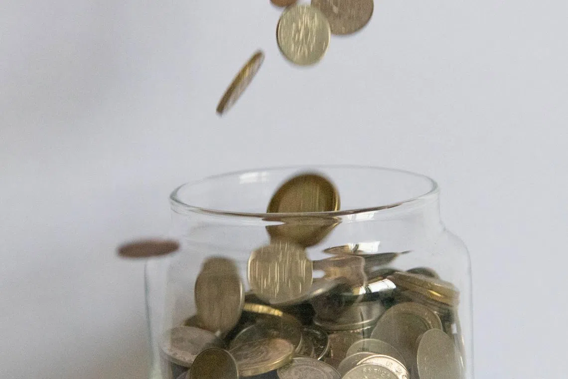 On a quarter-on-quarter (q-o-q) basis, prompt payments inched up slightly by 0.1 percentage points while a year-on-year (y-o-y) comparison shows an improvement of 0.4 percentage points to 41.2 per cent in Q2 2022. 