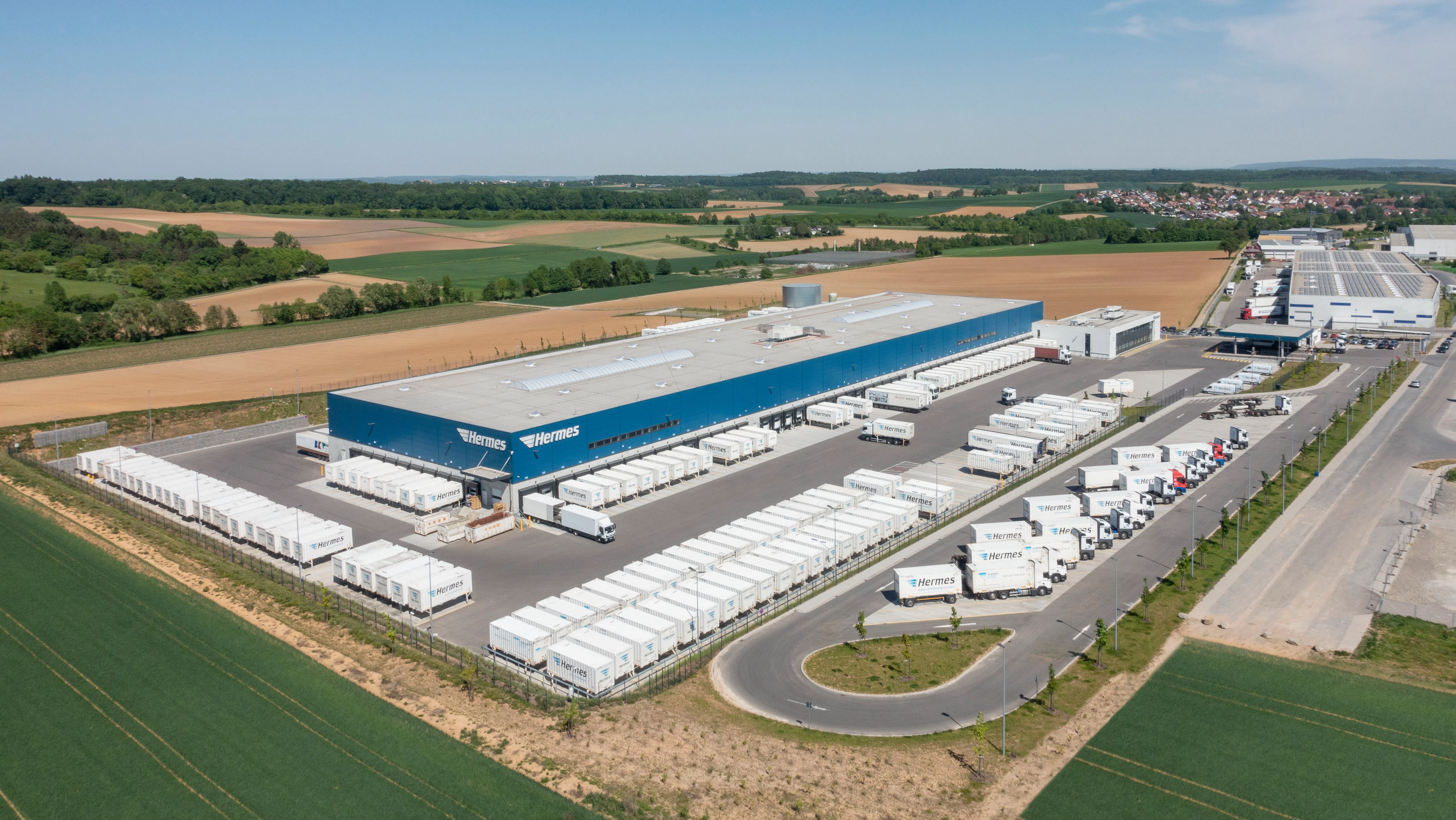 Frasers Logistics & Commercial Trust to acquire 3 logistics, industrial ...