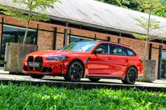This is the first wagon version of the M3 from BMW, and the result is a rocket with a huge payload.