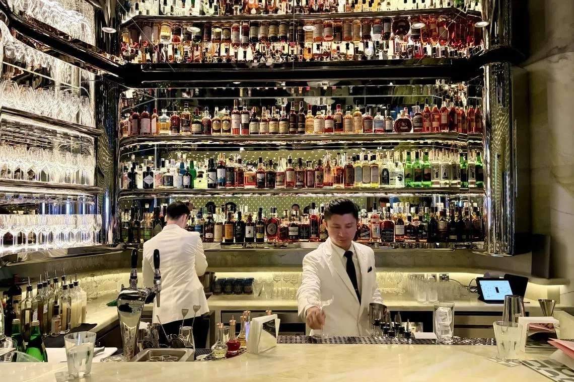 Peridot, located on the 38th floor and facing Victoria Harbour and Central’s skyline, sports a pale-green cocoon-like interior that evokes the gemstone it is named after. 