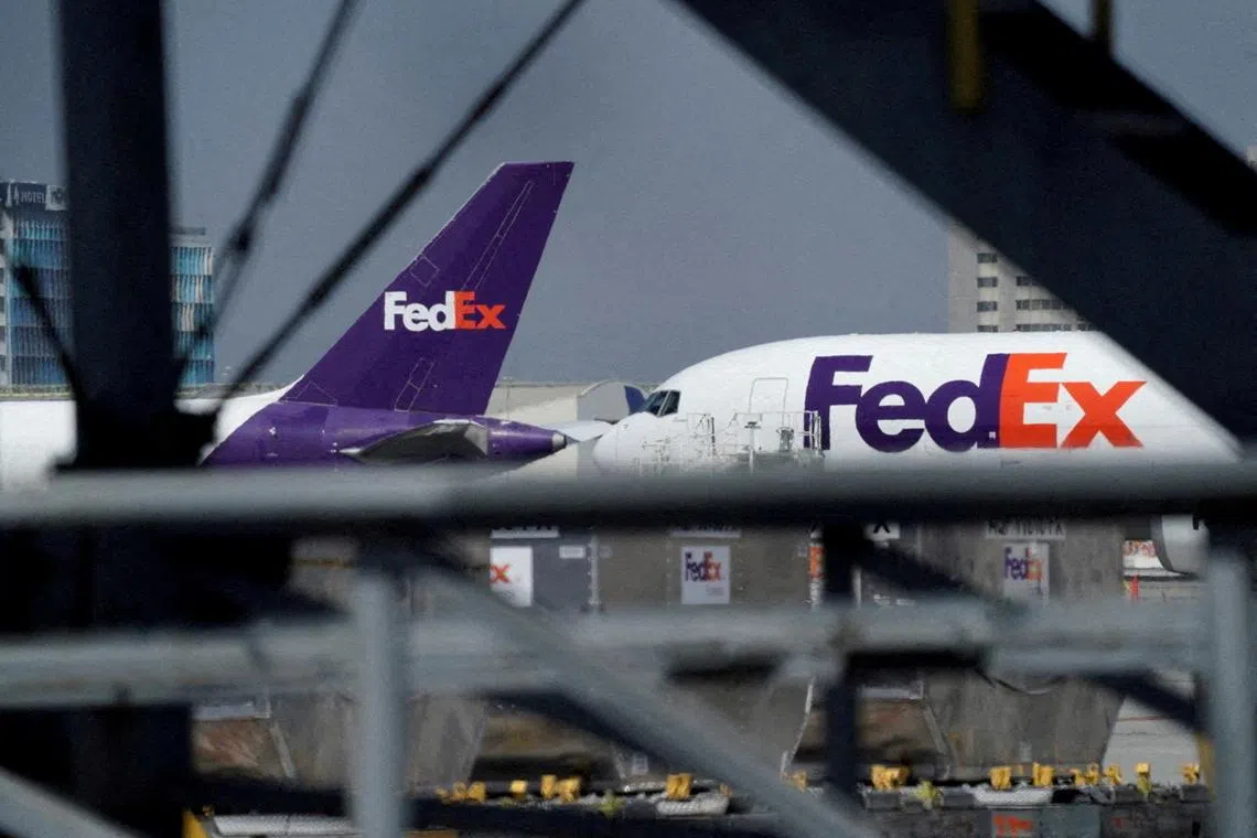 The gloomier outlook shows how FedEx continues to wrestle with sputtering package demand amid mounting signs of fresh economic turmoil. 