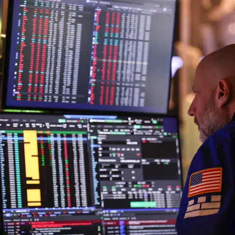 Investing during a war? Might be best to do nothing