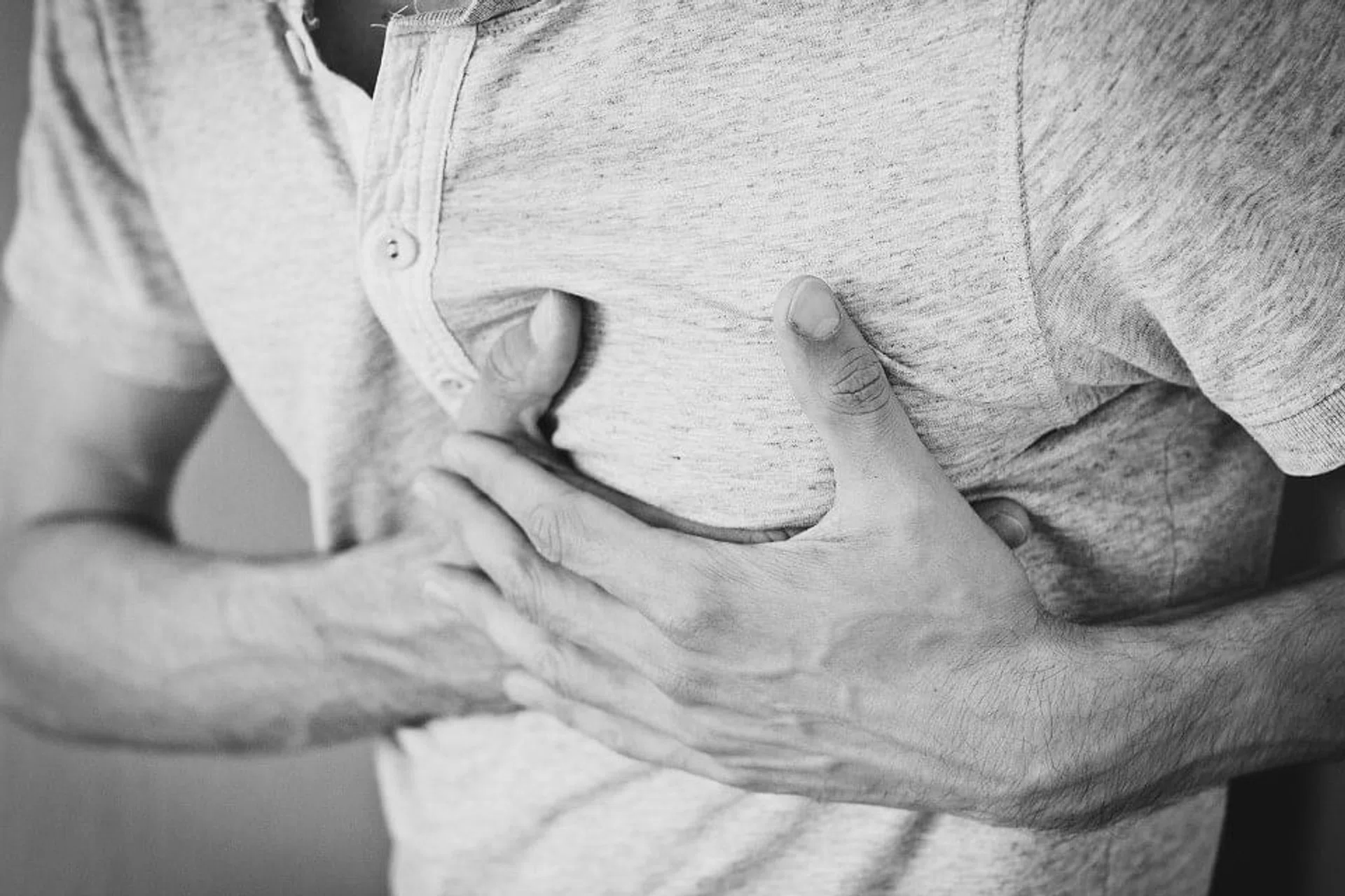 Should I worry about the pain in my chest? - The Business Times