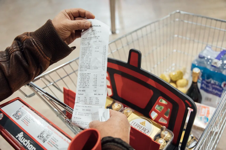 Eurozone consumer prices rise 2.9% in October.