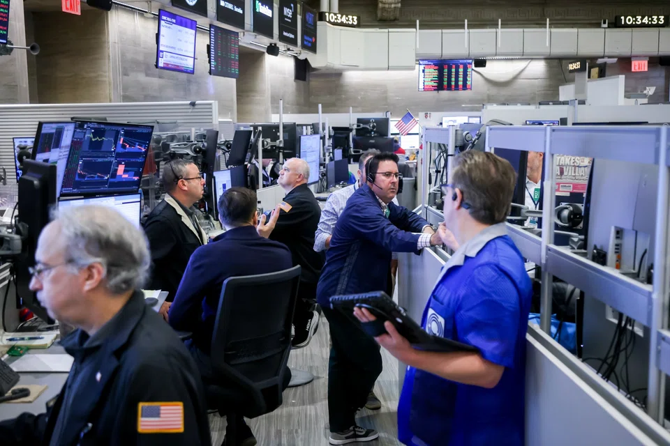 The Dow Jones Industrial Average rose 0.61% to 47,716.42 points, the S&P 500 gained 0.54%, to 6,849.09 points and the Nasdaq Composite added 0.65%, to 23,365.69. 
