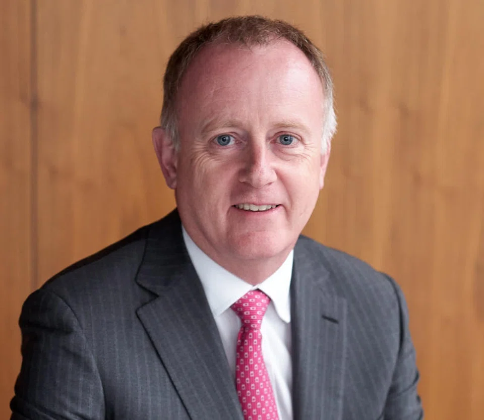 AIG withdrew its offer to Neal after learning of the probe, which centred on a relationship he allegedly had with a Lloyd’s employee. 