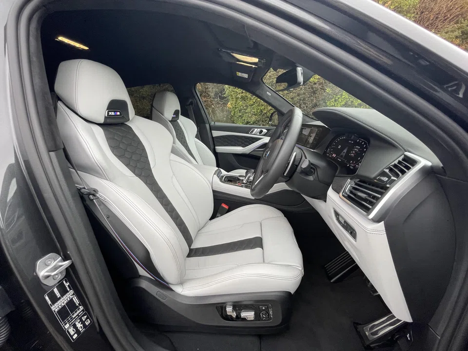 jlbmw8



Credit: Big Fish Publishing Pte Ltd