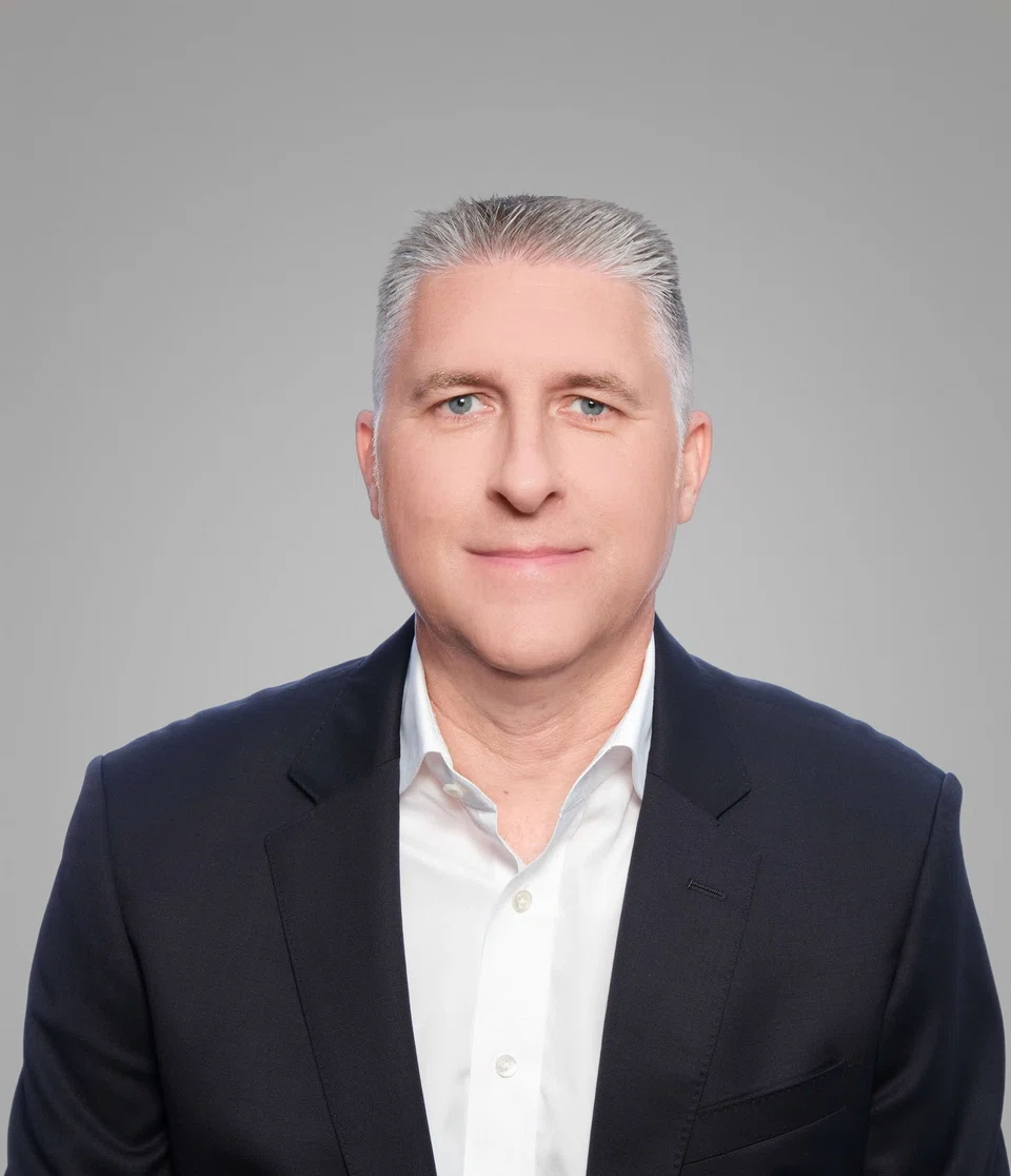 Hingston has worked in Hong Kong for over 20 years, 18 of which were with HSBC. 