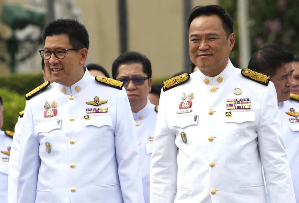 Anutin (R), 59, has pledged to dissolve the lower house of parliament within four months after delivering the policy statement under a deal with the opposition People’s Party, which backed his bid for premiership without joining the coalition.