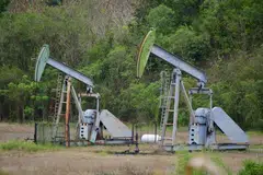 Brent futures rose US$4.16, or 4.4 per cent, to settle at US$99.36 on Monday.