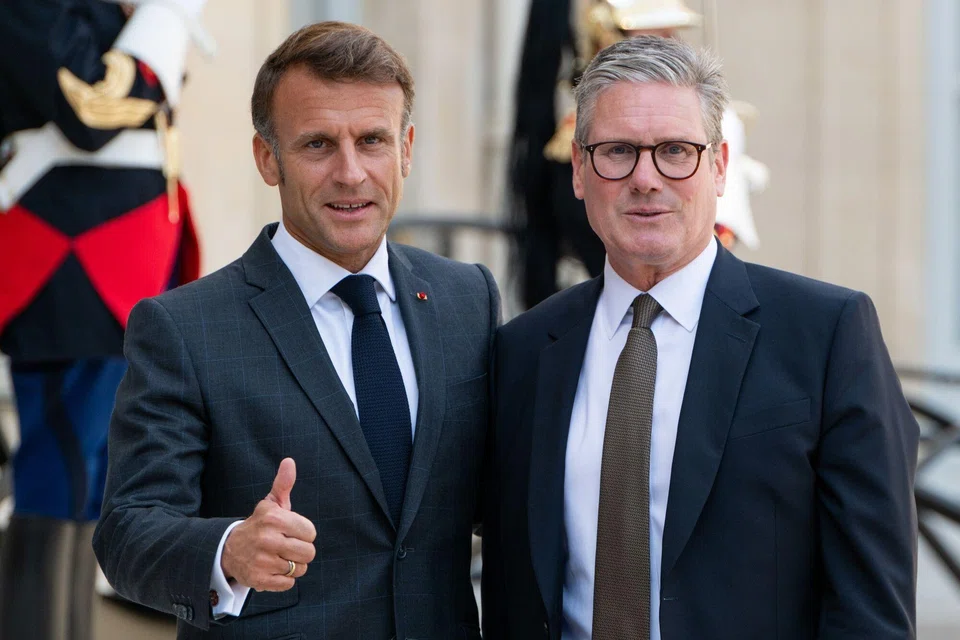 Starmer and Macron “agreed on the importance of further strengthening and broadening the close relationship between the UK and France in the coming months”.
