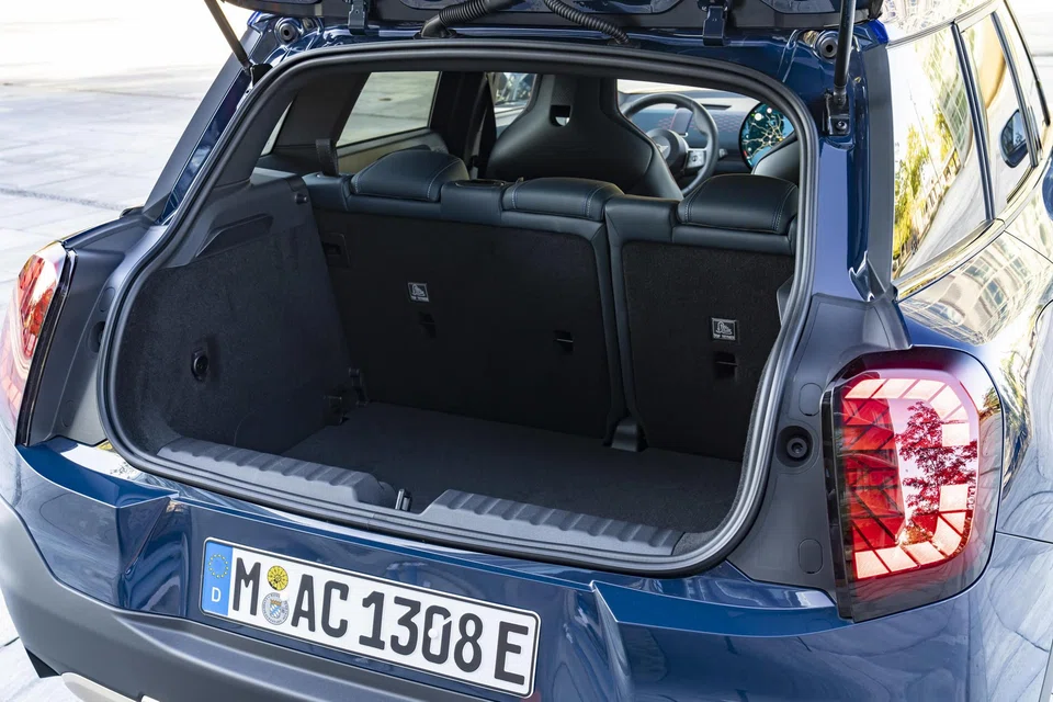 The boot starts at a modest 300 litres but can expand to 1,005 litres if you fold the rear seats, which split 60/40.