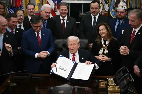 US President Donald Trump signed a Bill to end the shutdown on Nov 12, allowing 670,000 furloughed federal workers to return to work.