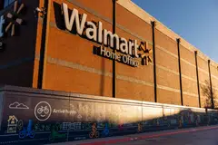 Walmart has performed better than its competitors in recent quarters, but warned that prices are poised to rise due to higher tariffs. 