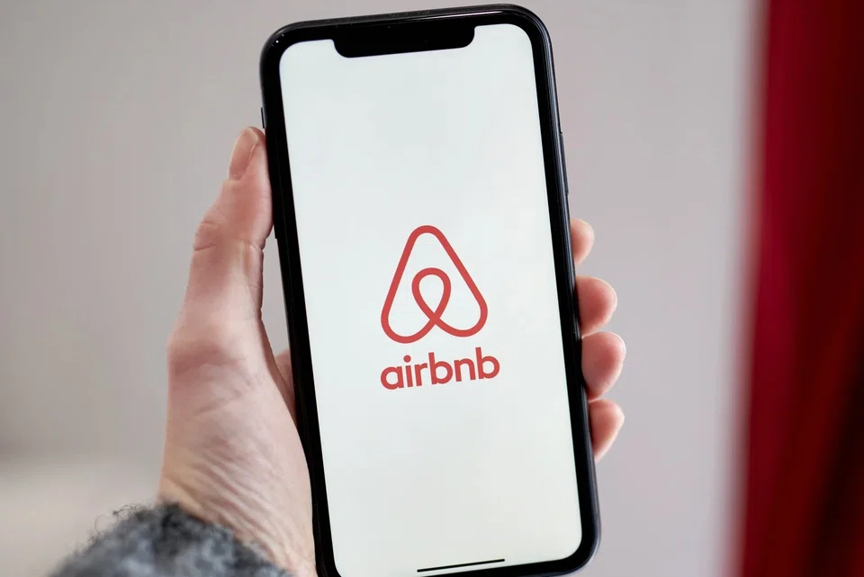 Airbnb has criticised New York City’s current restrictions for failing “to deliver on the promise to combat the housing crisis,” citing a continued rise in rents and claiming travellers were left with fewer accommodation options amid record hotel prices.
