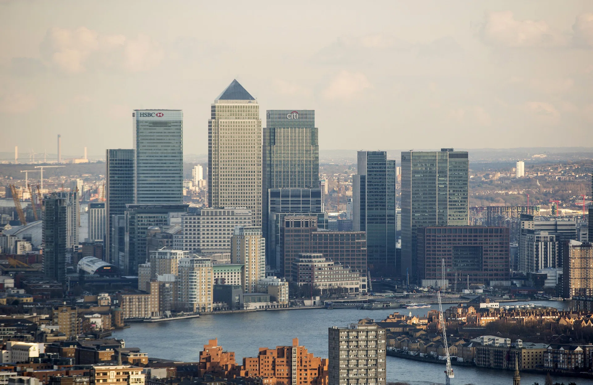 UK private sector shrinks as Starmer crisis adds to Iran shock